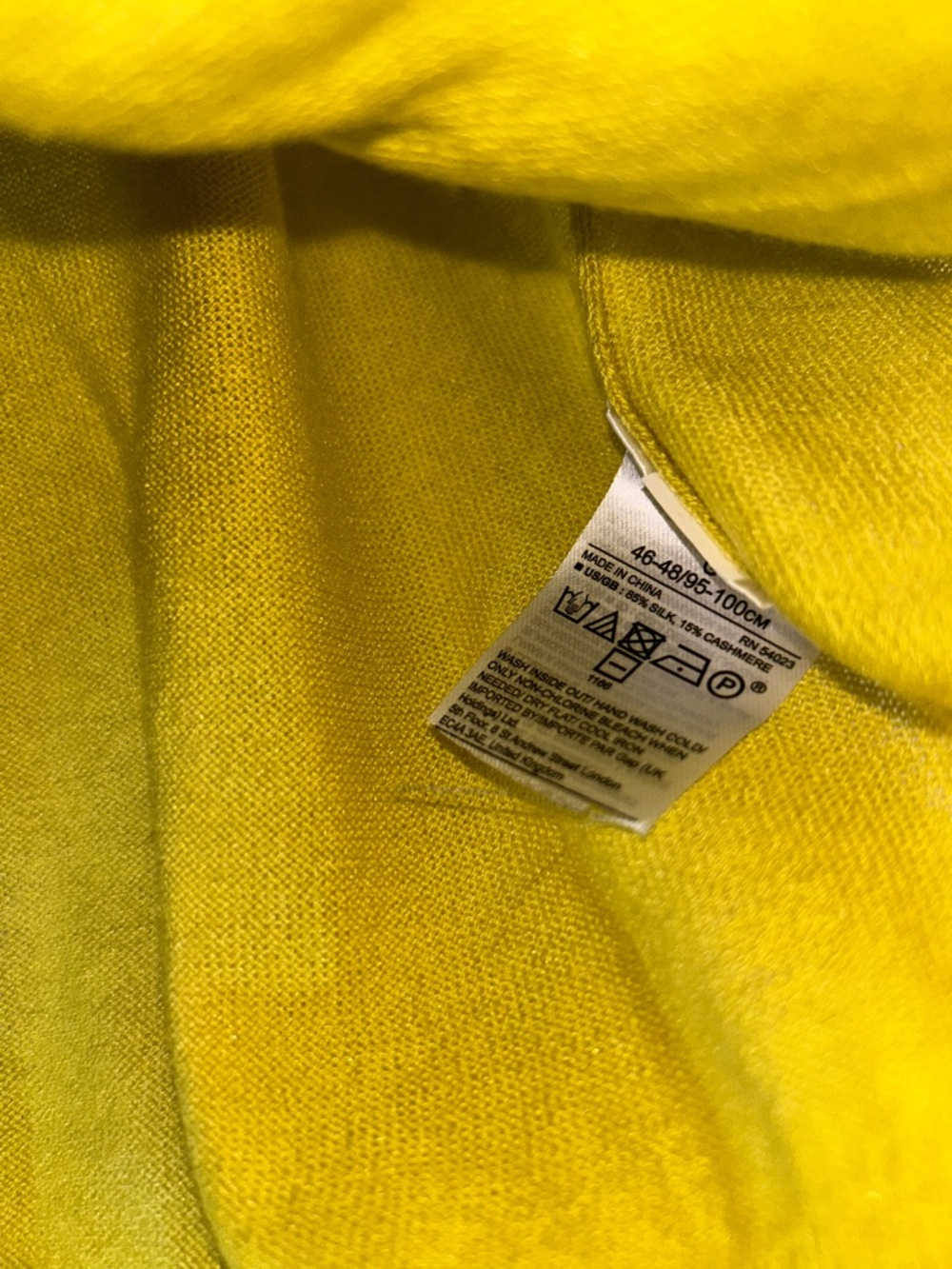 Banana Republic Women’s Lightweight Silk and Cashmere Crewneck Sweater - Yellow - Picture 7 of 8
